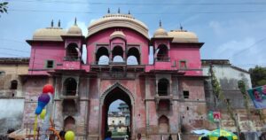 Dispute again at Kashiraj's house, uncle and nephew's cars collide in Durg, police reached